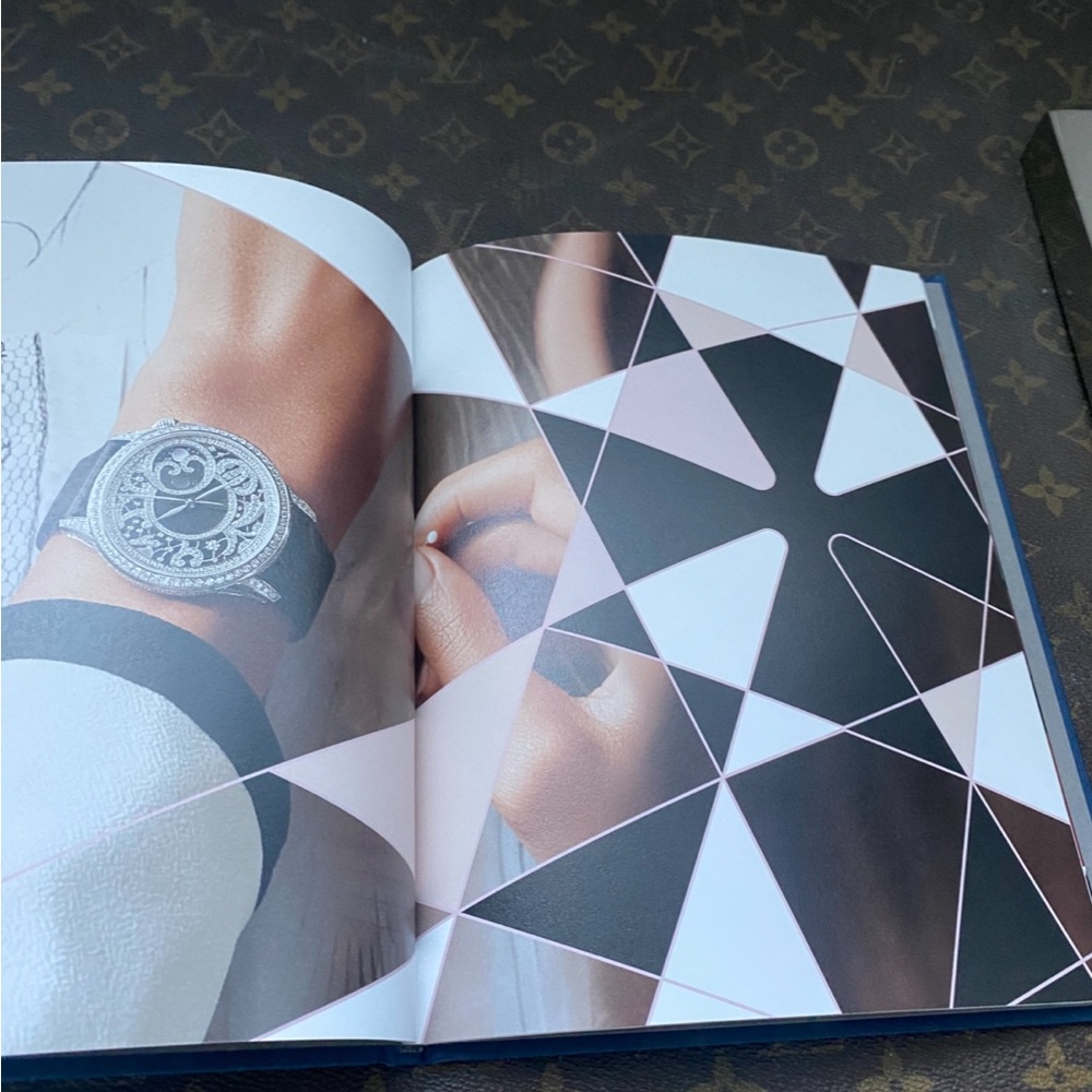Vacheron Constantin Collection Book - Picture 11 of 11